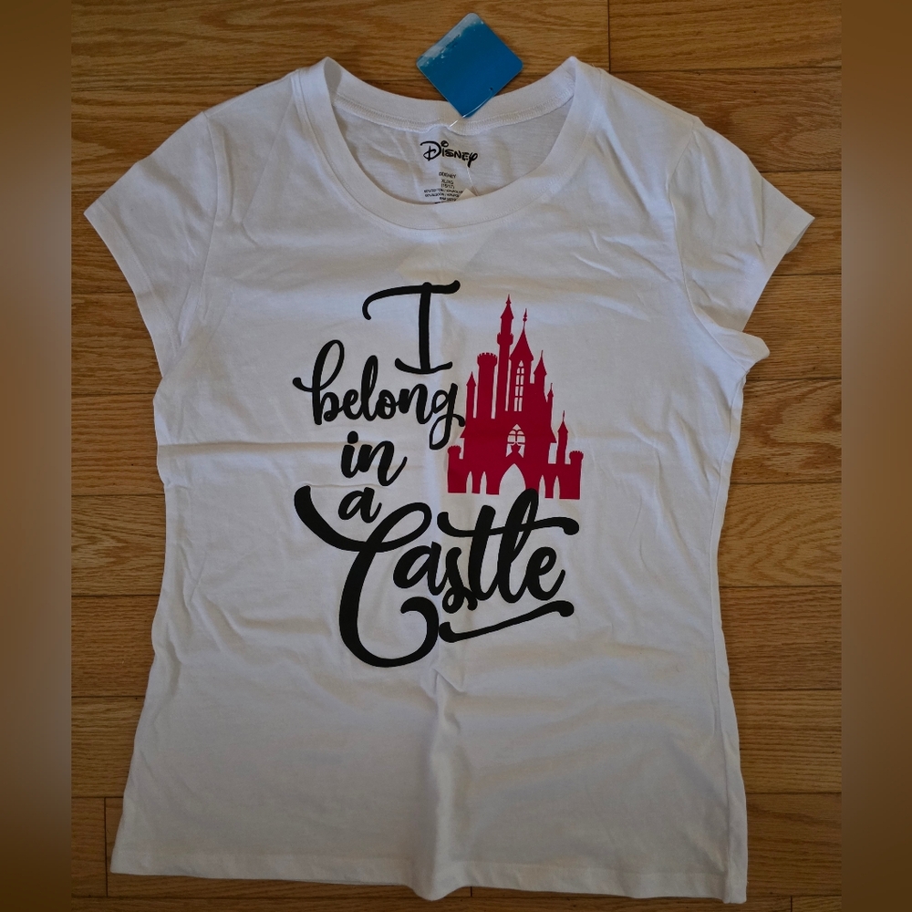 Disney "I Belong in a Castle" T-Shirt with Red Castle Print, XL, White